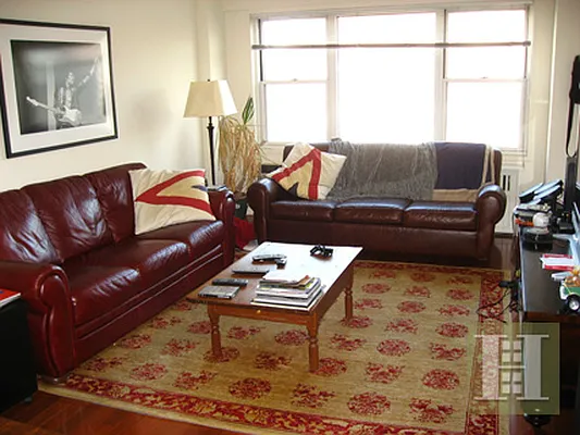 Rented by Halstead Real Estate | media 27