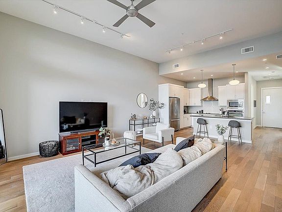 5th image of 5921 Hiline Rd Unit 1204