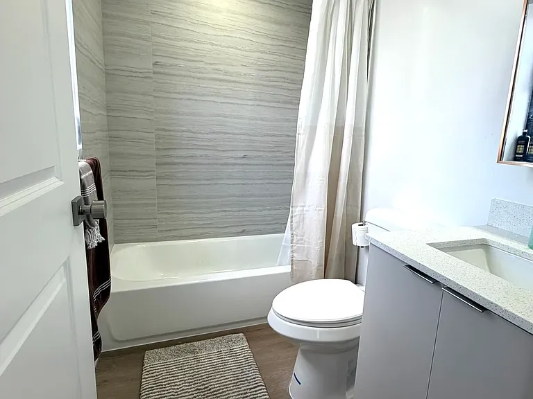 1619 Jefferson Ave #26 — Photo 7
