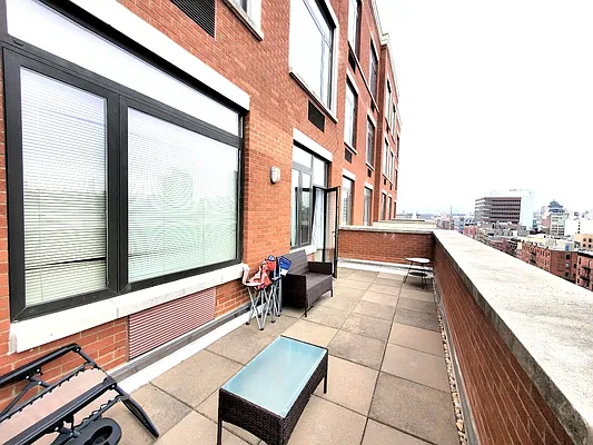 Rented by New York Residence | media 21
