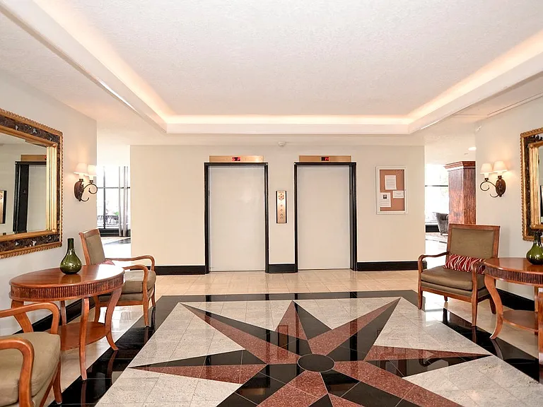 400 E Colonial Dr #603 — Photo 27