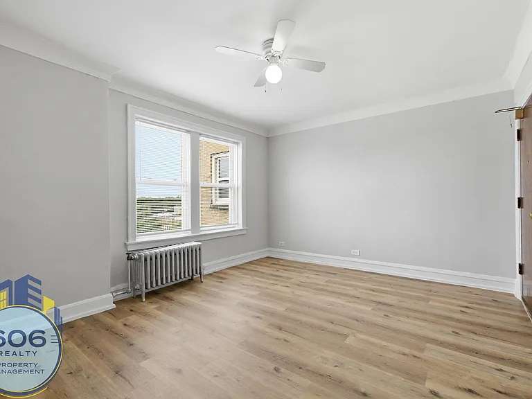 The Ashland Tower Modern Living in the Heart of Rogers Park — Photo 27