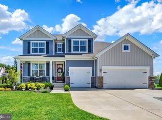822 Redwood Dr, Westminster, MD 21157