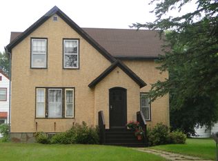 102 E Broadway St, Starbuck, MN 56381