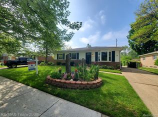 41743 McKinley St, Van Buren Township, MI 48111