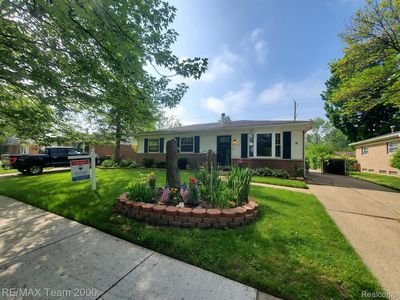 41743 McKinley St, Van Buren Township, MI, 48111