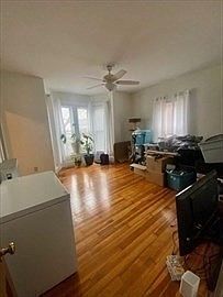 3rd image of 30 Hope St