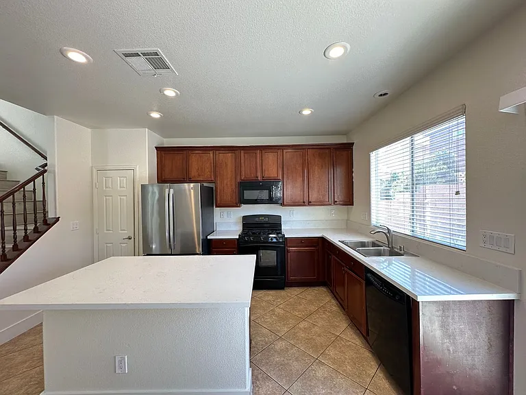 9283 Placer Bullion Ave — Photo 7