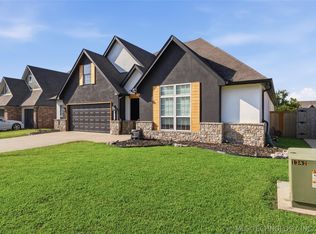 6776 E 127th St S, Bixby, OK 74008