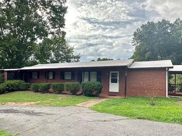 150 Parkway Dr, Martinsville, VA 24112