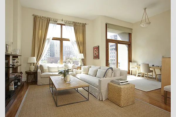 Sold by Stribling | media 16