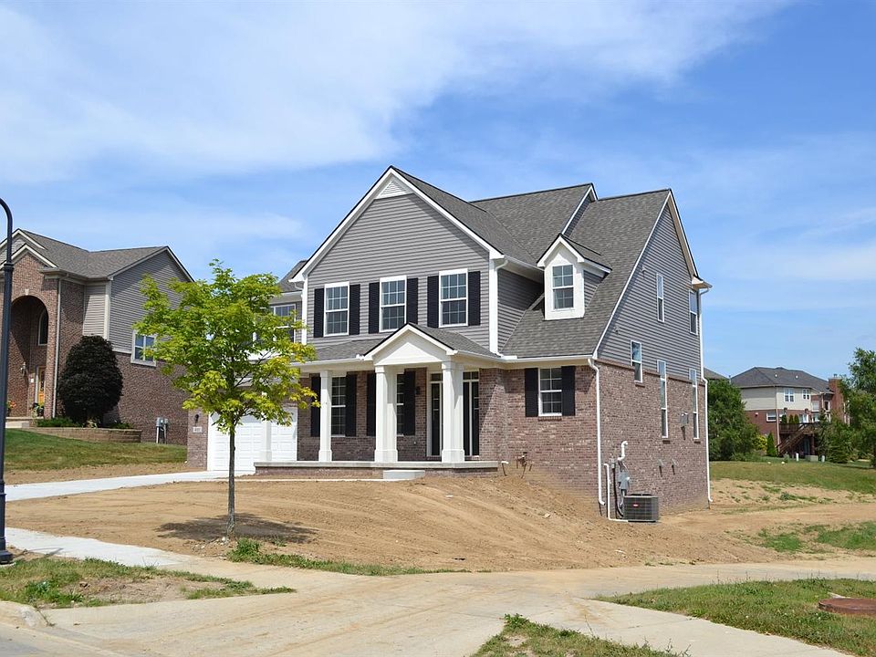 1st image of 551 Fairways Ln #102