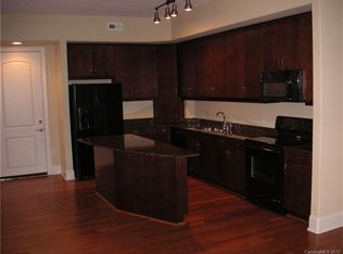 4620 Piedmont Row Dr UNIT 301, Charlotte, NC 28210