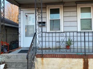 948 E Broad St, Burlington, NJ 08016