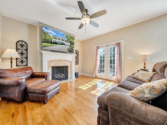 5th image of 2601 Bobwhite Dr