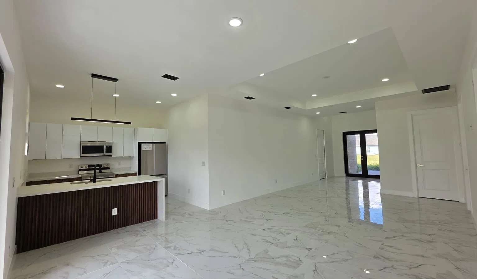 448 Rajah Street - 1 — Photo 2