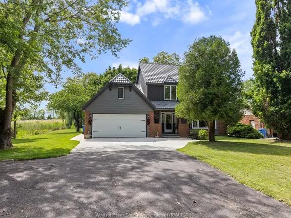 2028 Front Rd N, Amherstburg, ON N9V 3R3