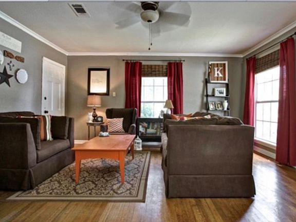 5th image of 3937 Locke Ave