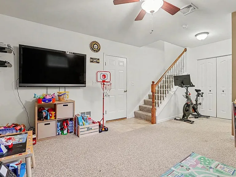 1212 Overlook Rd — Photo 17