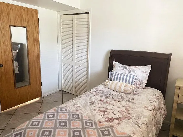466 S Paseo Madera #A — Photo 12