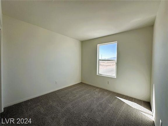 4th image of 9596 Dollardton St