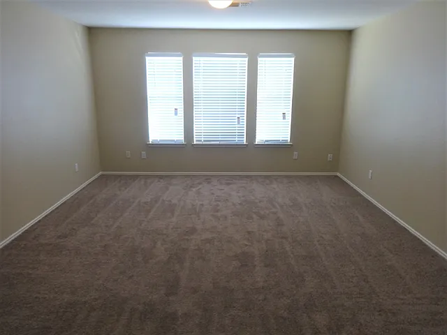 3006 Bradwood Ave — Photo 8