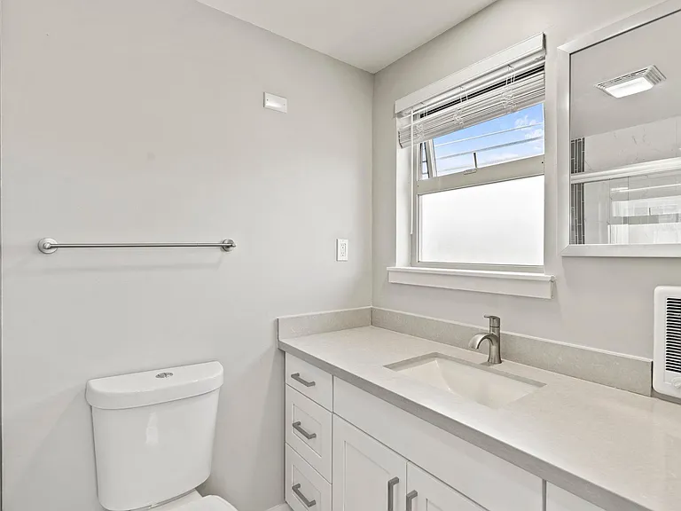 7215 Linden Ave N #105 — Photo 5