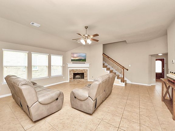 5th image of 10120 Hidden Creek Falls Ln