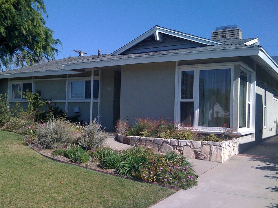 Front, with driveway