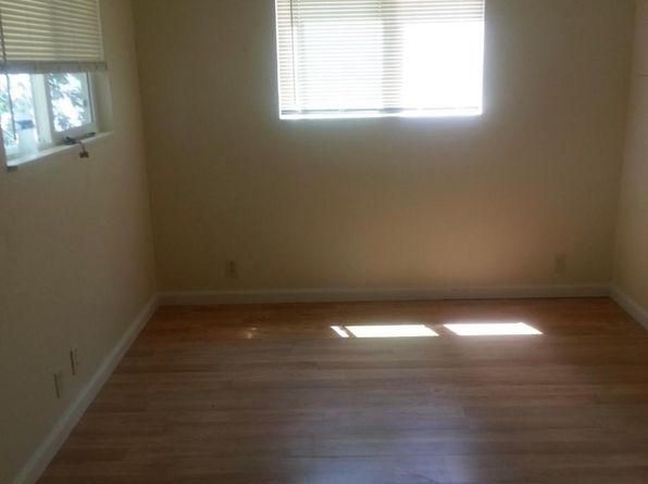 1400 Chris Ln #1421B