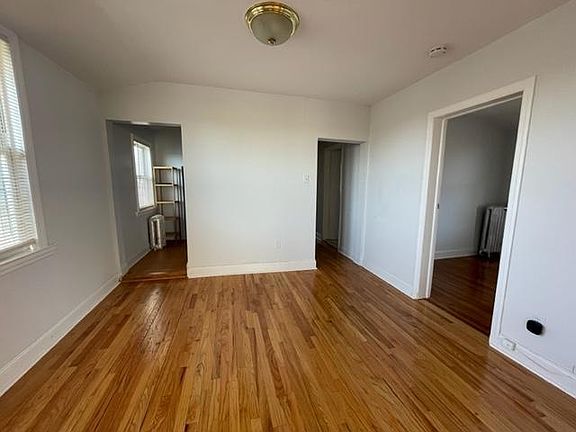 5th image of 3532 172nd St Floor 3