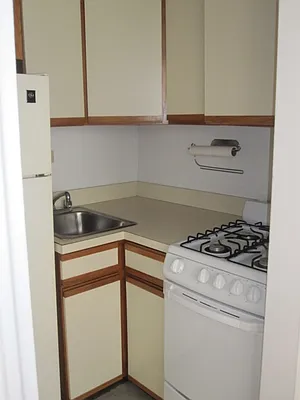 Rented by City Connections Realty | media 30