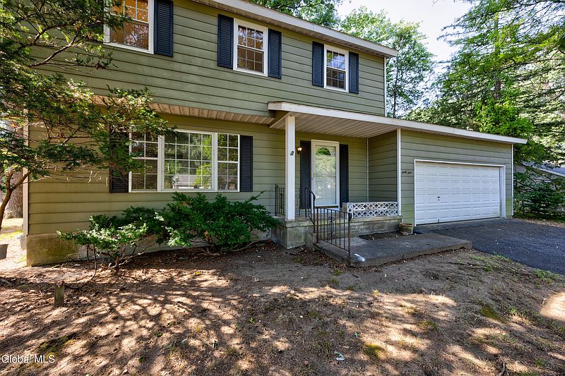 2nd image of 69 Vichy Drive