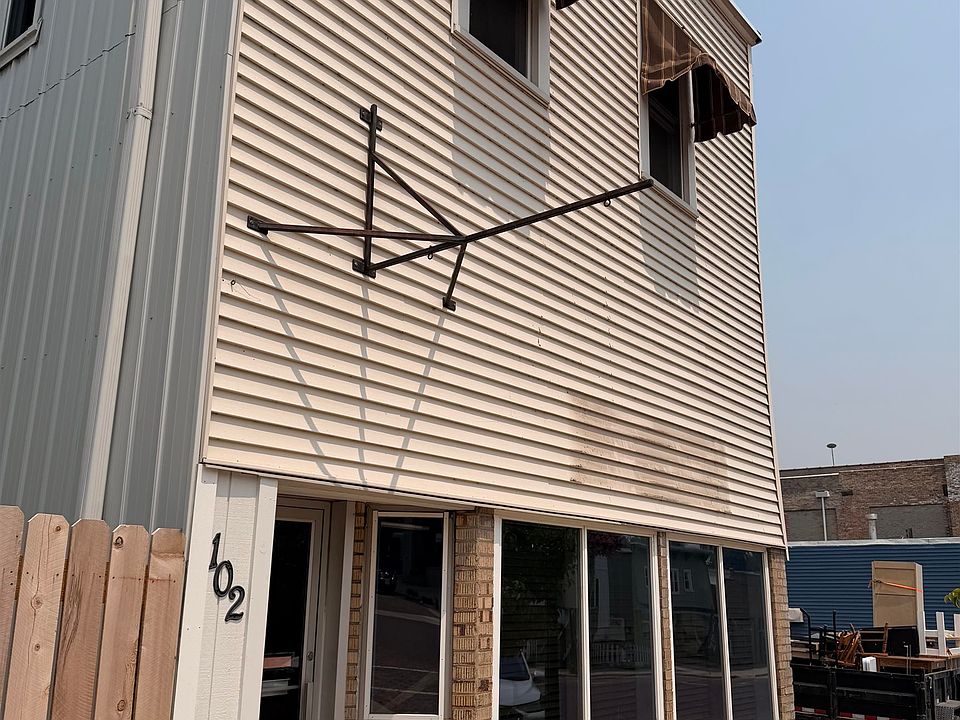 1st image of 102 E Main St