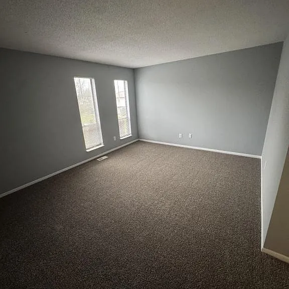 11 Johnny Appleseed Ct — Photo 11