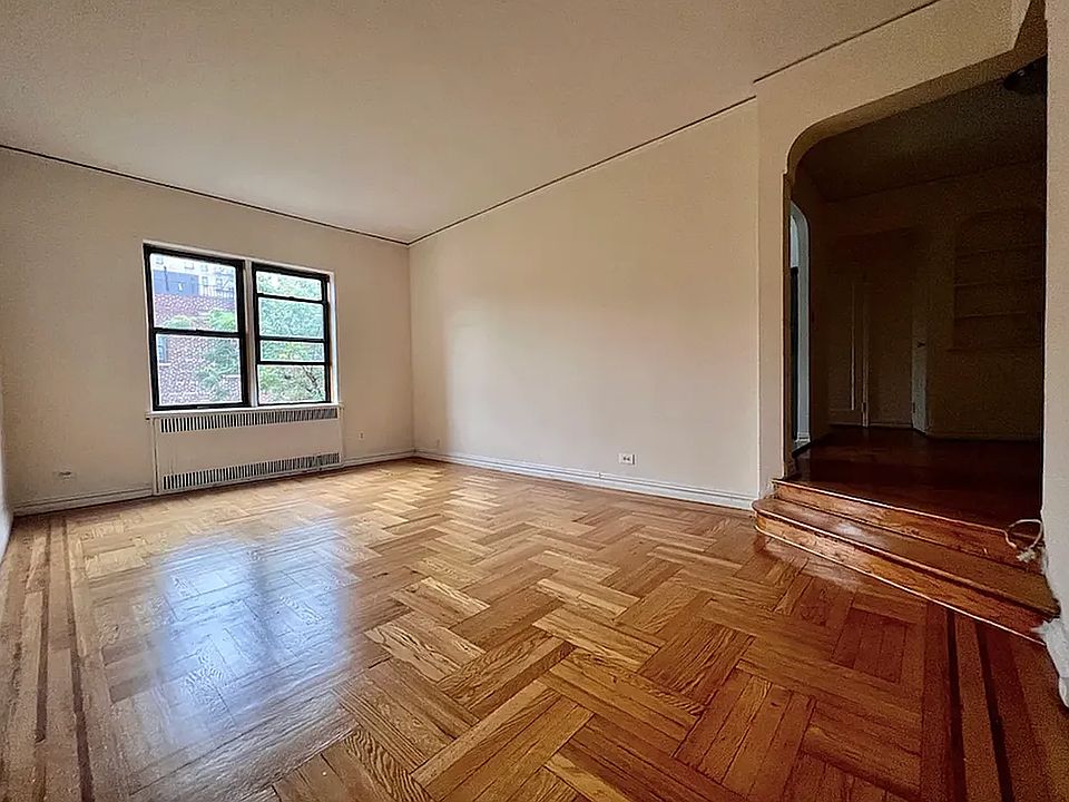 1st image of 10 Overlook Ter APT 6C