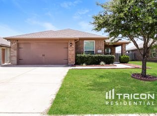 8833 Poynter St, Fort Worth, TX 76123