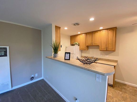2nd image of 2636 Newhall St #Q2kkfmwru