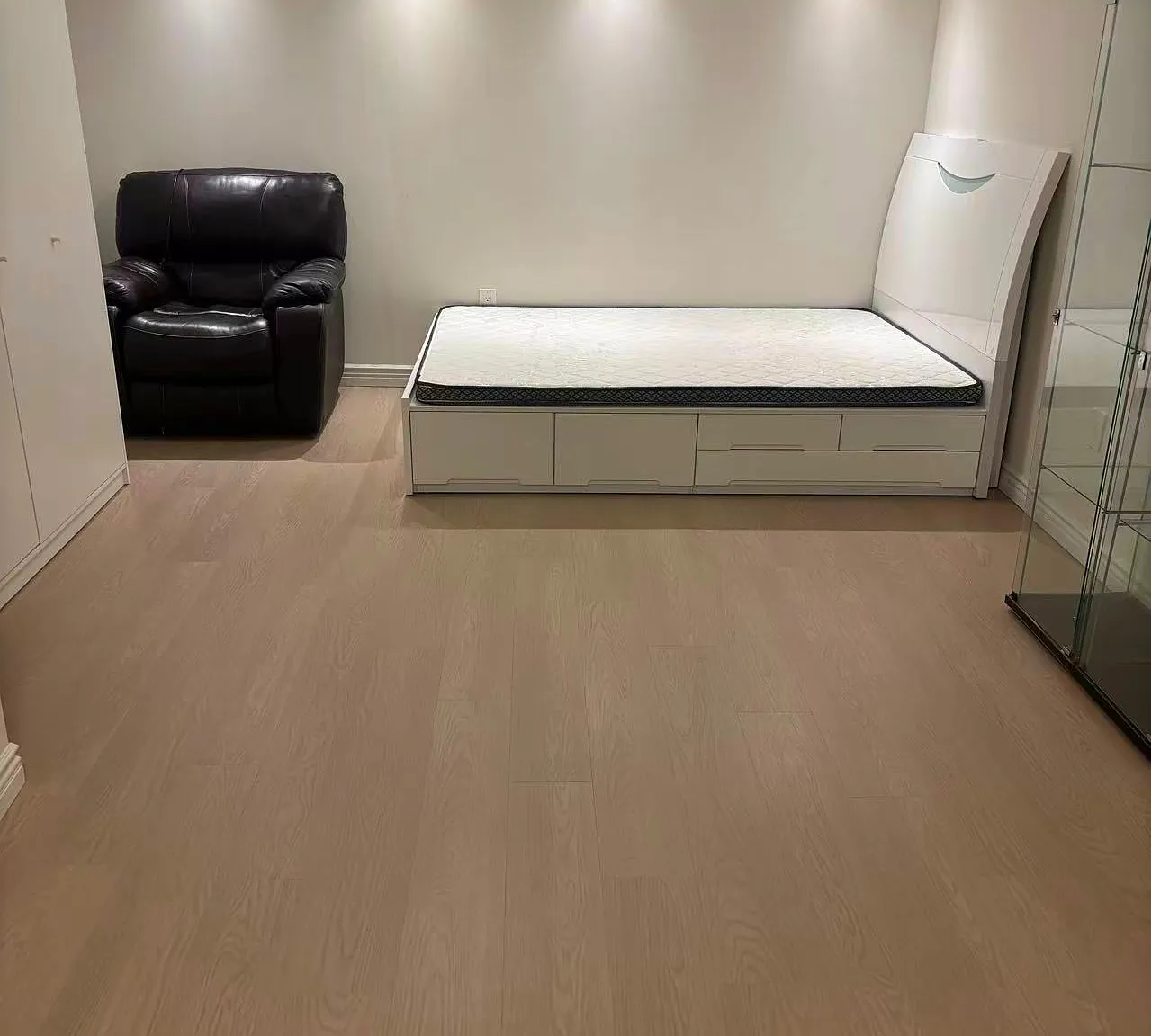 1 bed, $1,650 — Photo 2