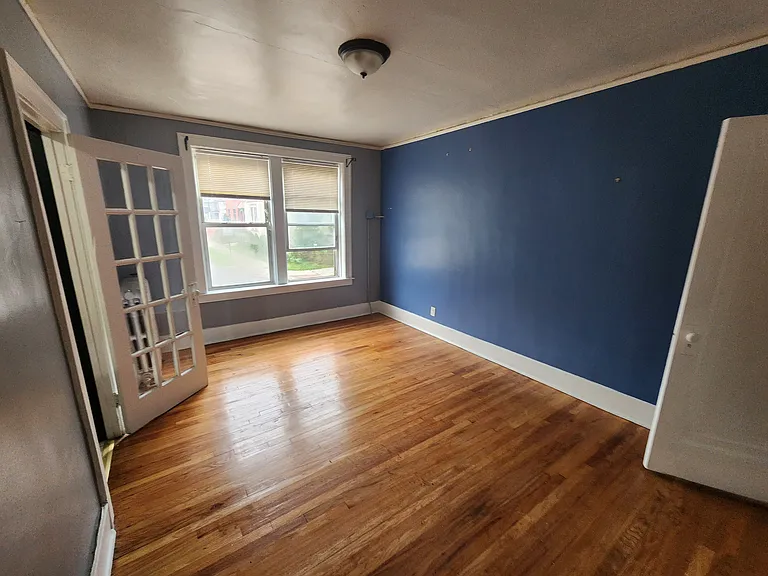 828 W Willis St #100 — Photo 4