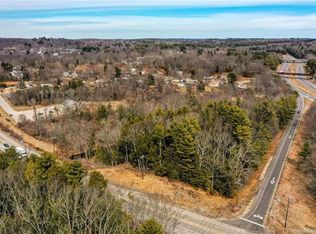 9 Kennedy Dr, Putnam, CT 06260