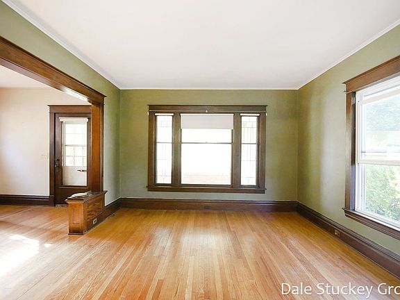 5th image of 1311 Fulton St W