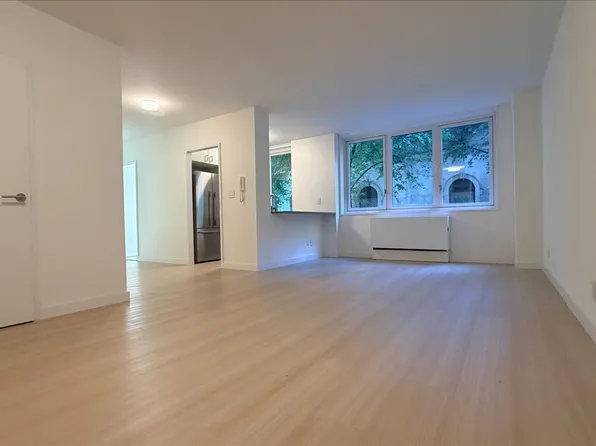 115 East 34th Street image 1 of 15