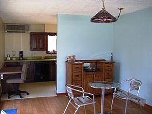 5th image of 8273 1st St