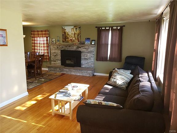 4th image of 5501 Topsfield Ln