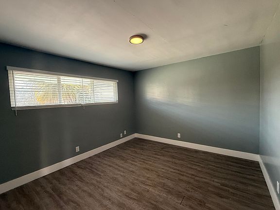 4th image of 28 W Pedregosa St #11