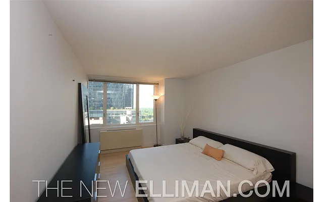 Rented by Douglas Elliman | media 54