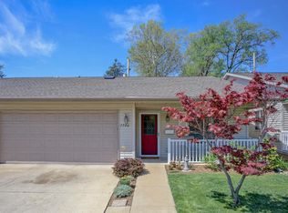 1706 Patricia Ct, Champaign, IL 61821