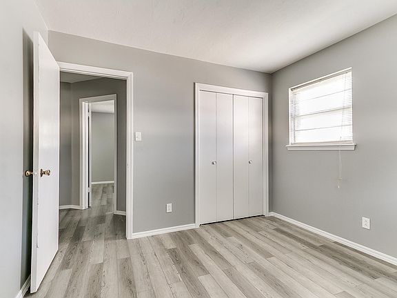5th image of 4405 N Chapman Ave