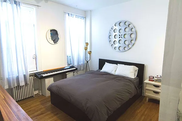 Rented by Bold New York | media 10